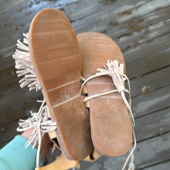 Jeffrey Campbell Malang Tan Tassel Lace Up Gladiator Sandal Women’s Size 8.5 - Picture 4 of 5